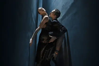 Beeld van man en vrouw als dansers