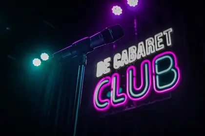 2627_De Cabaret Club_liggend_cJob Jansen Aangepast
