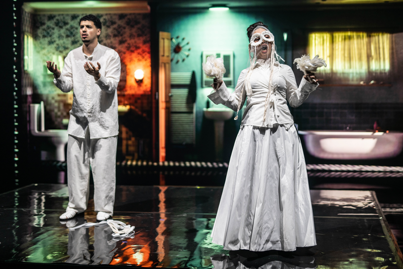 Scènefoto Romeo en Julia Theater Oostpool foto Bart Grietens 8