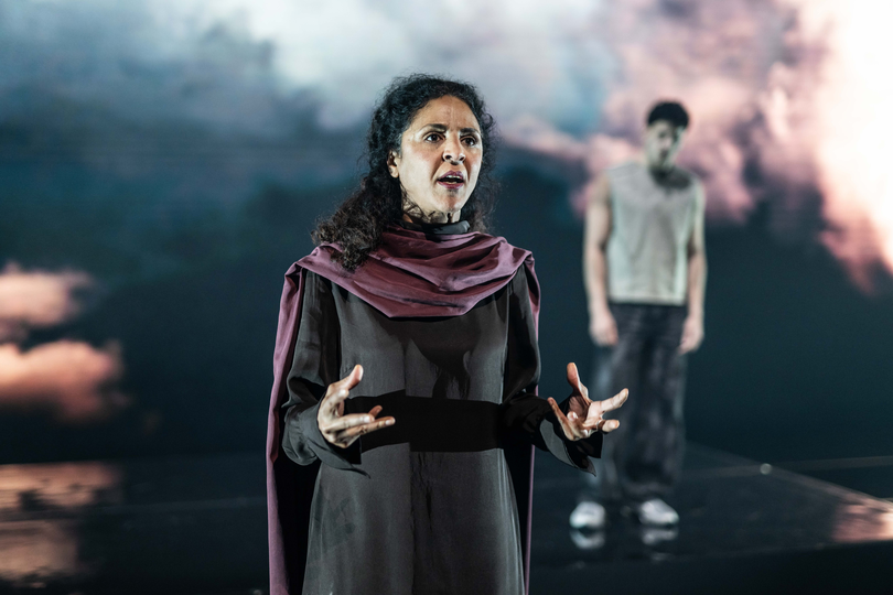 Scènefoto Romeo en Julia Theater Oostpool foto Bart Grietens 16