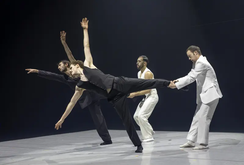 Scènefoto HubClub door Introdans