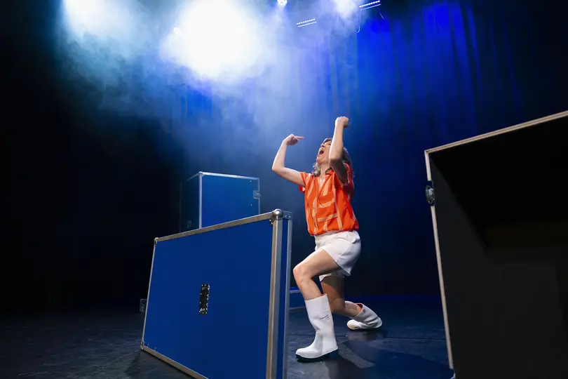 Janneke de Bijl_Pluk eventueel de dag_cAnne van Zantwijk 12 100FBW